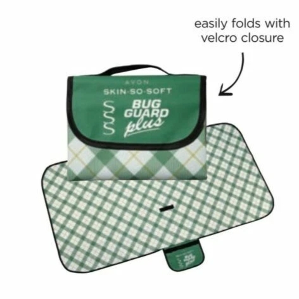 Avon Skin So‎ Soft Bug Guard Plaid Picnic Blanket Green and Yellow NEW